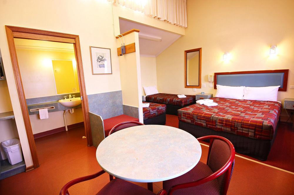 Downs Motel Toowoomba Zewnętrze zdjęcie