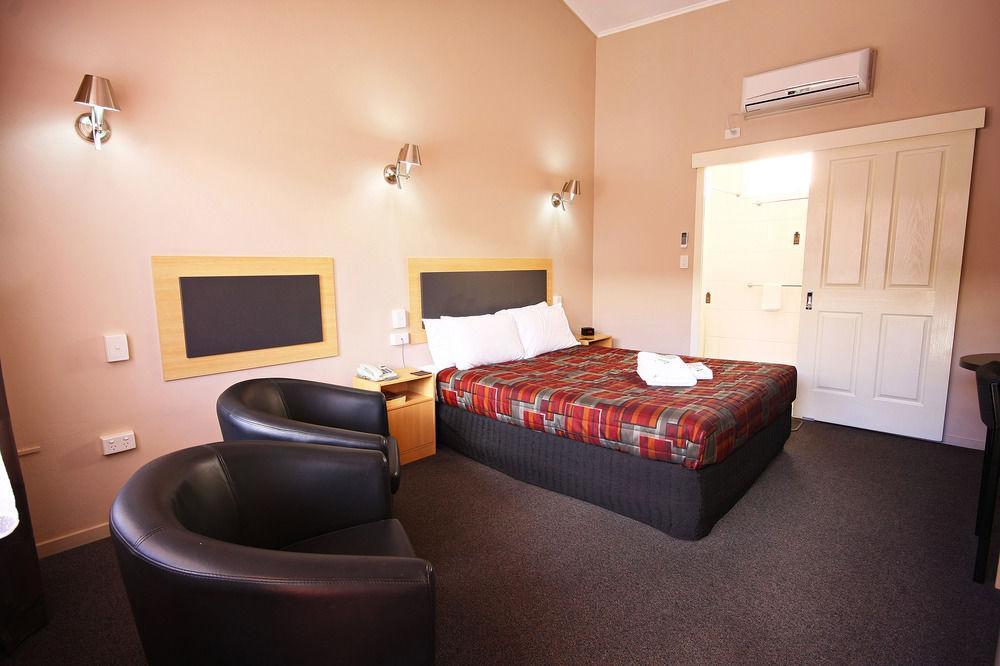 Downs Motel Toowoomba Zewnętrze zdjęcie