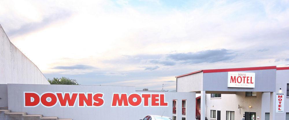 Downs Motel Toowoomba Zewnętrze zdjęcie