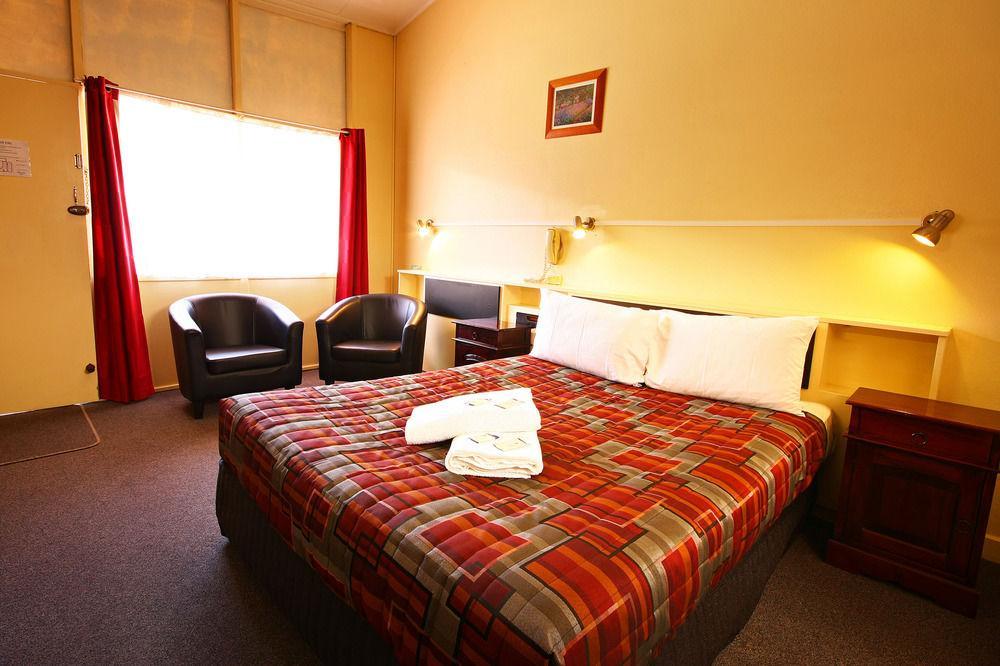 Downs Motel Toowoomba Zewnętrze zdjęcie