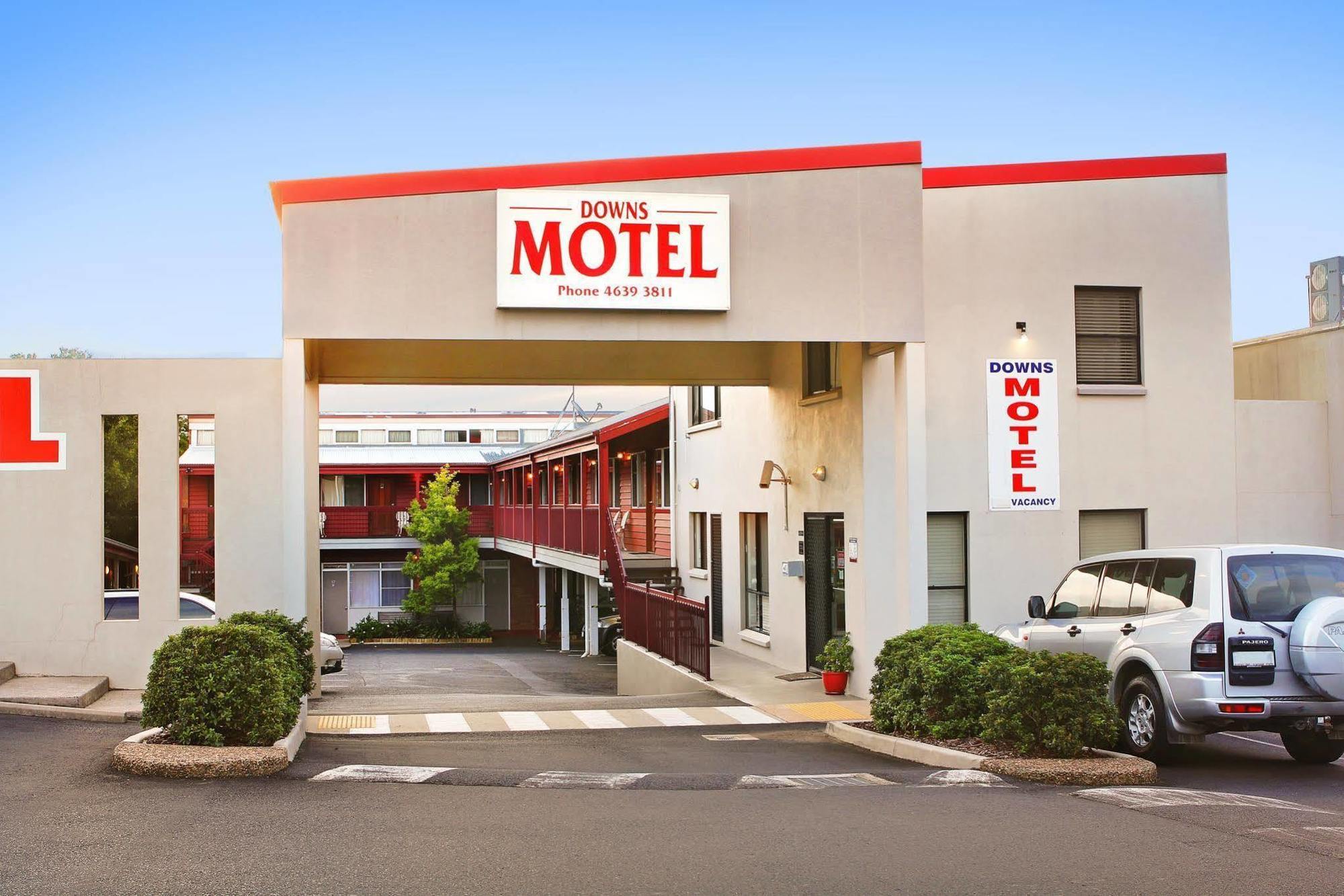 Downs Motel Toowoomba Zewnętrze zdjęcie