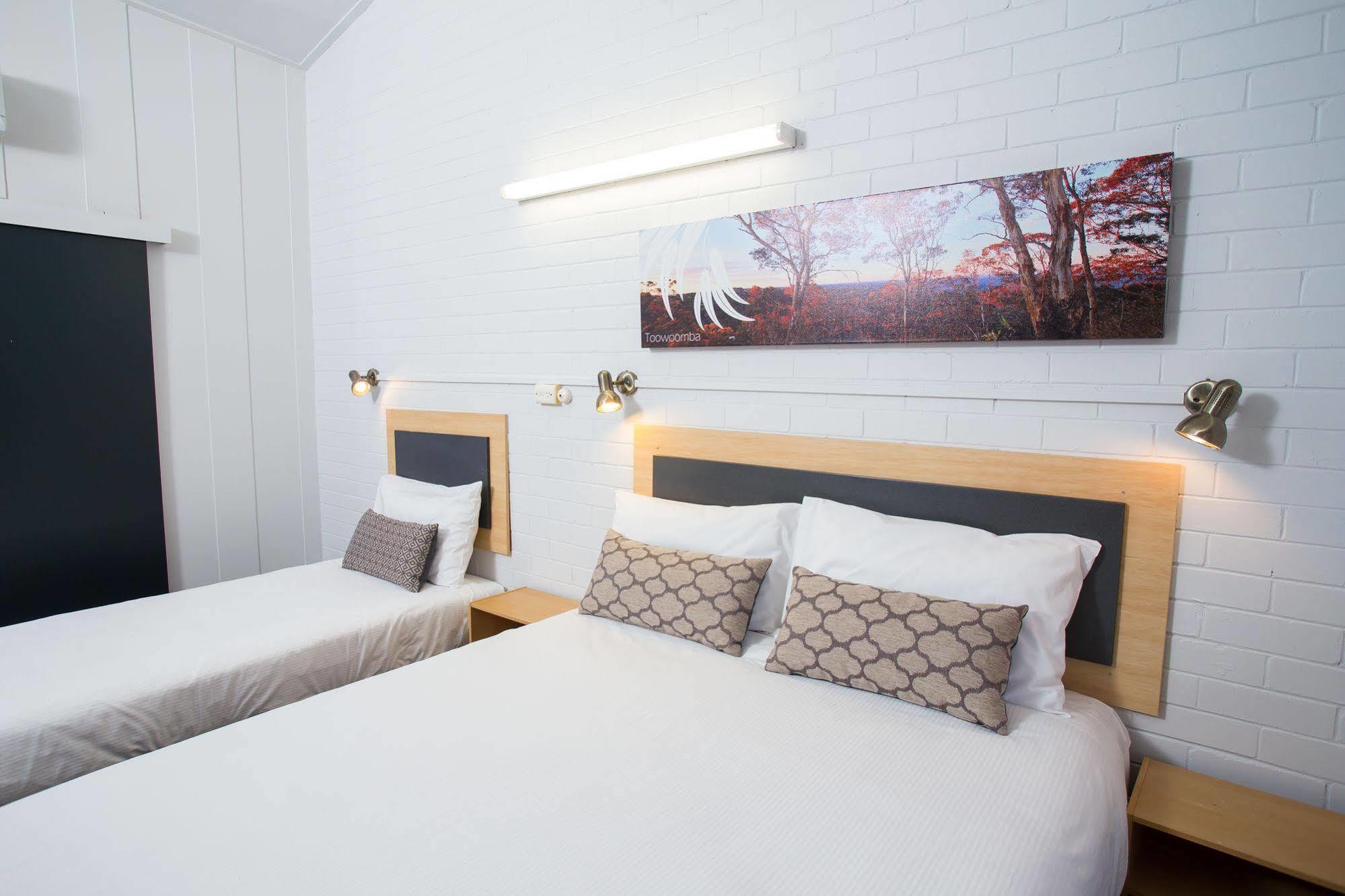 Downs Motel Toowoomba Zewnętrze zdjęcie