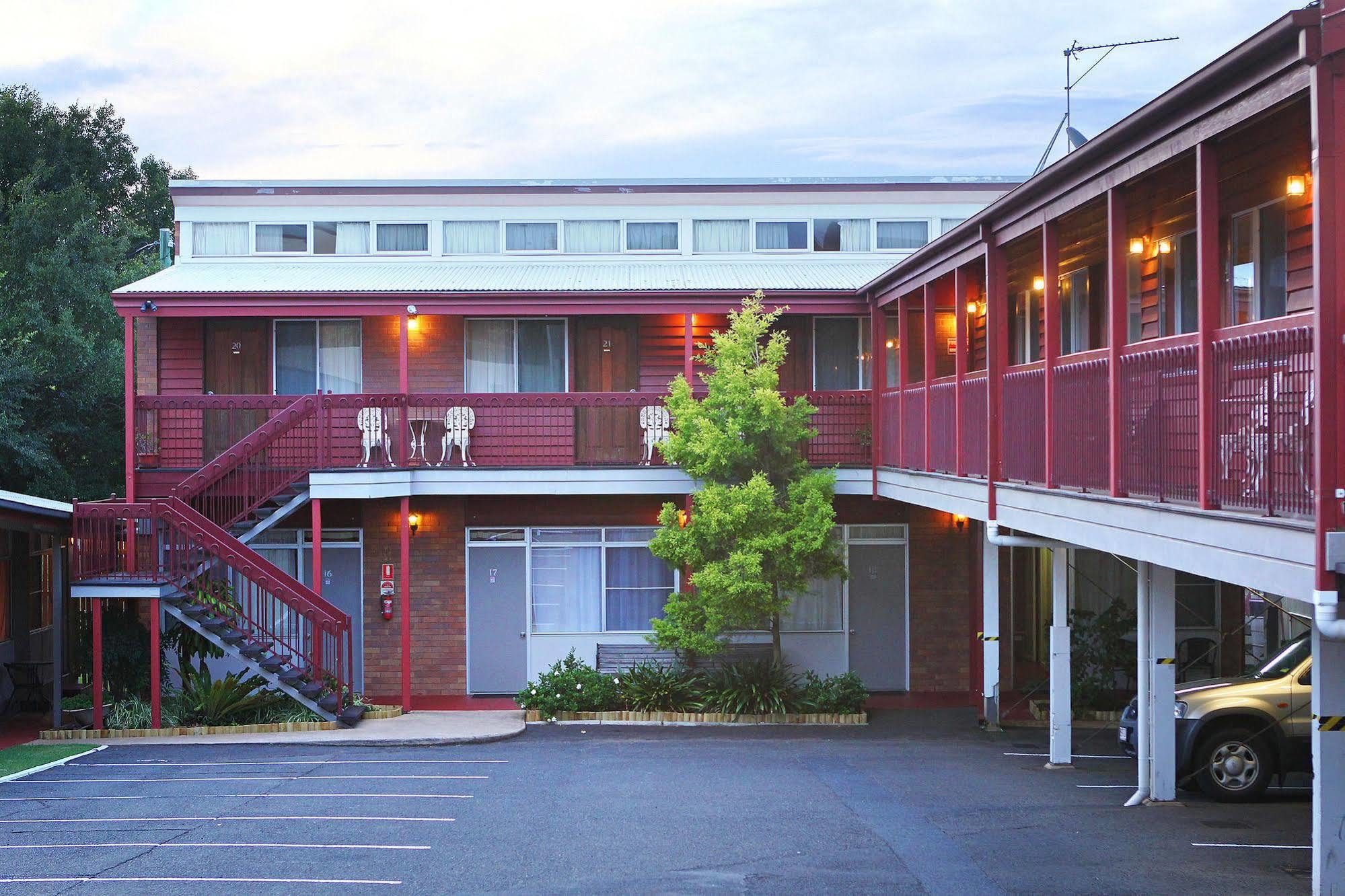 Downs Motel Toowoomba Zewnętrze zdjęcie